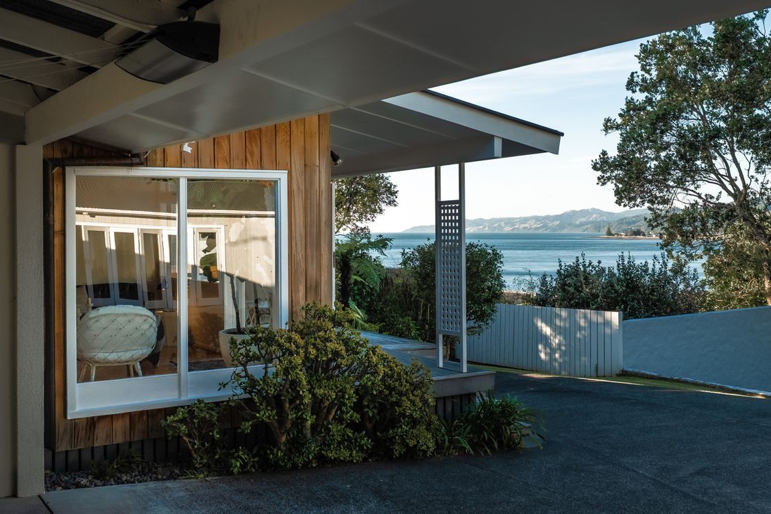 Covered patio looking out to the sea